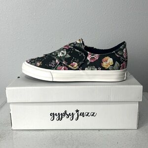 New Gypsy Jazz brand black floral Velcro sneakers tennis shoes style Indigo 8